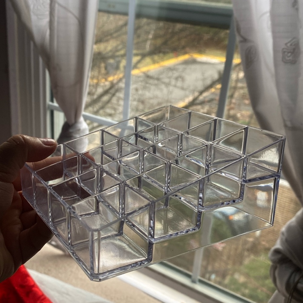 Clear display holder